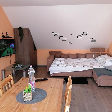 Zita Apartman Eger Luaran gambar